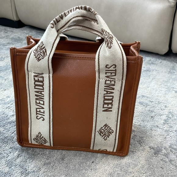 Steve Madden Bwebber Convertible Tote Bag True Cognac Viral TikTok - Picture 3 of 16